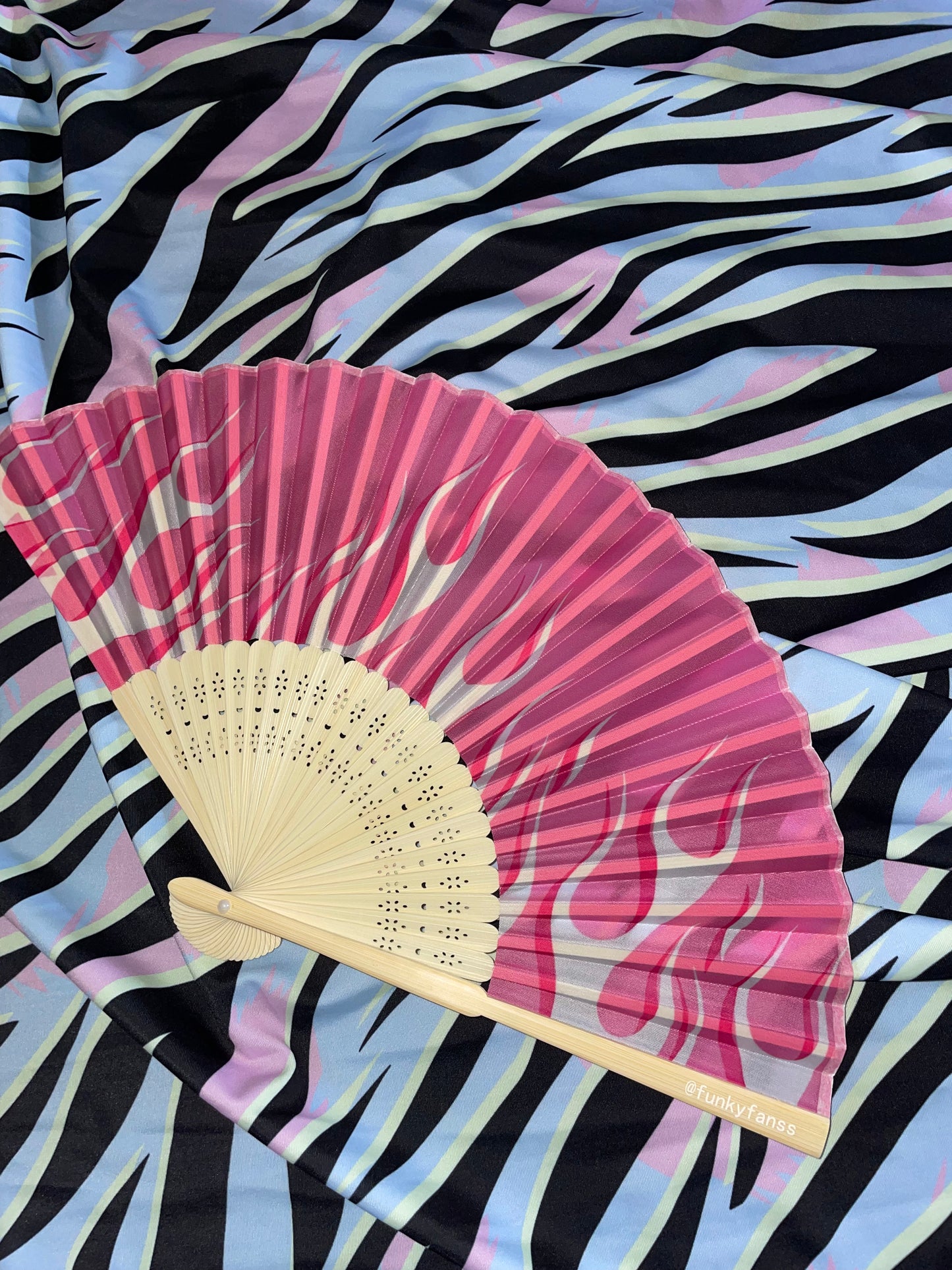 FNKY fan - Miami heat (pink)
